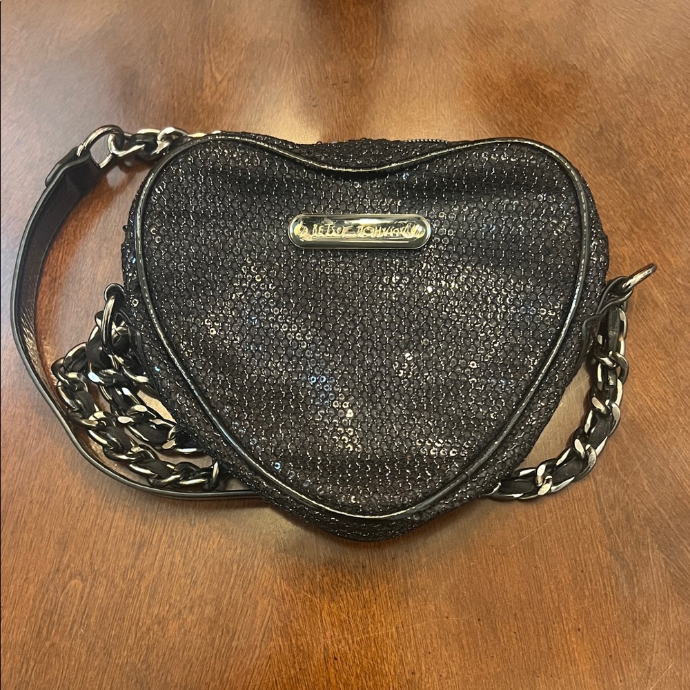 Betsey Johnson heart shaped cross body bag
